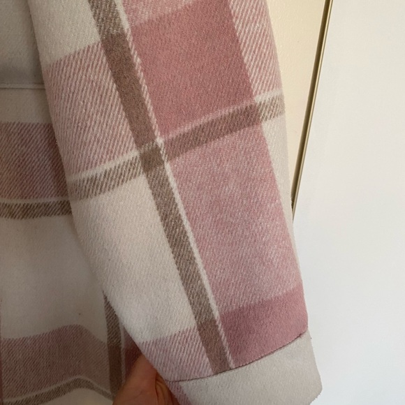 Dynamite York Plaid Shacket - Picture 9 of 16